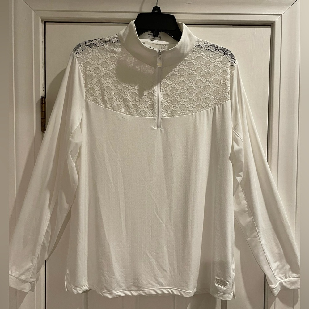 KASTEL Denmark women’s athletic top. Size 1X. NWOT. Lace yoke UPF 30. Nylon-span